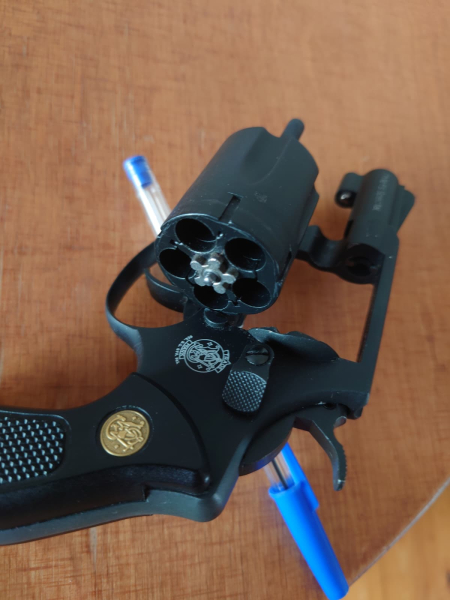 Smith & Wesson Chiefs Special Schreckschussrevolver Kal. 9mm R.K. brüniert – Bild 5