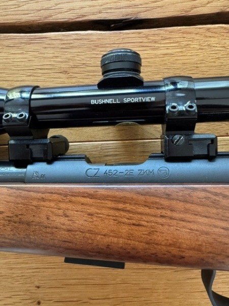 CZ Brünner KK Büchse ZKM 452-2E Kal. .22LR wie neu m. ZF Bushnell – Bild 3