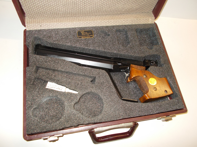 FWB Feinwerkbau Luftpistole Modell 100 mit Koffer – Bild 2