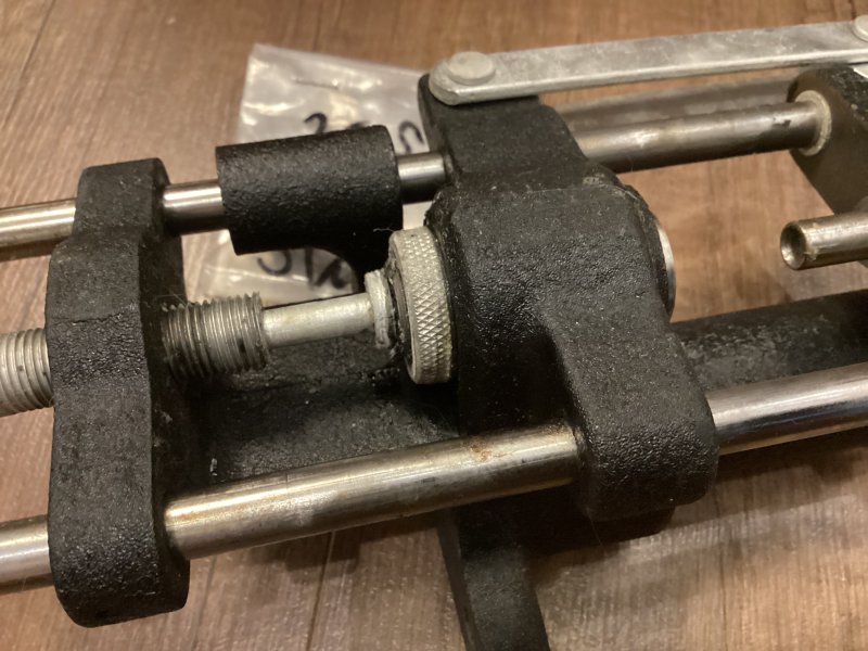 Saeco Lube - Sizer - Geschoss Fettpresse und Kalibrierpresse – Bild 4