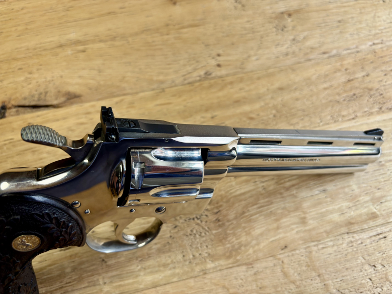 Revolver Colt Python .357Mag. vernickelt mit gesvchn. Griffschalen – Bild 5