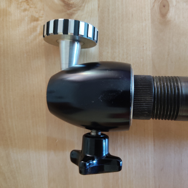 Stativ mit 3 D Kugelkopf – 3. kép
