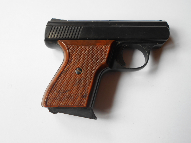 alte Schreckschuss Pistole SM Rhöner Modell 15 Cal. 8mm Platz/Gas defekt Sammlerstück – Bild 2