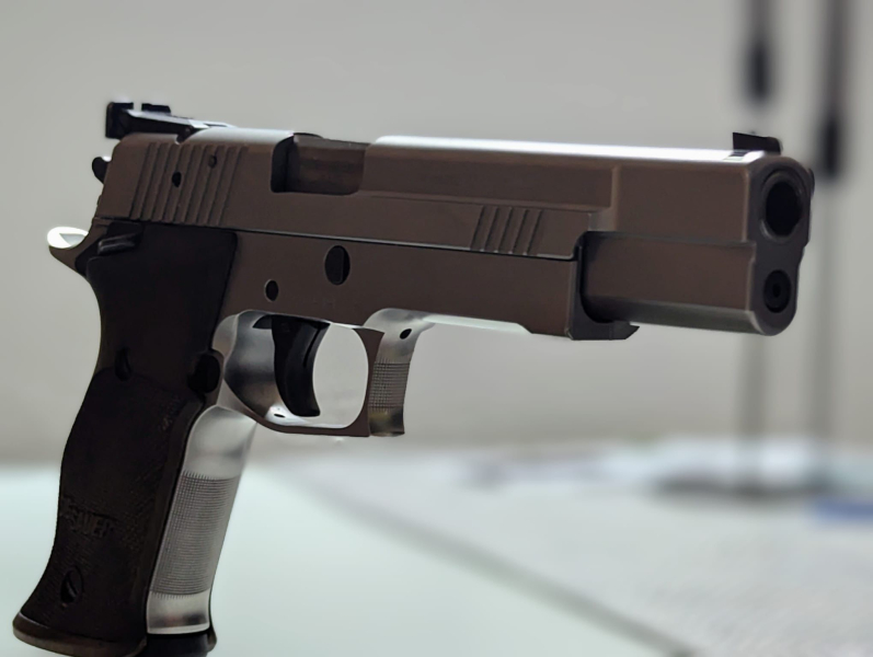 SIG SAUER P220S SIX ZOLL 45ACP – Bild 1