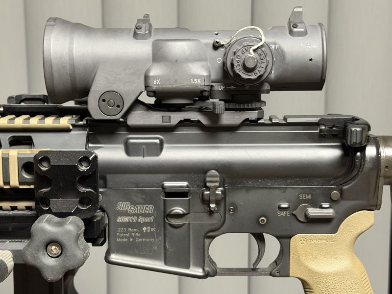 SIG 516 Patrol mit Elcan Specter und Schalldämpfer – Bild 2