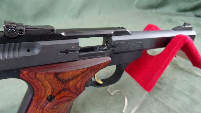 Browning Buck Mark Plus,.22lr – 6. kép
