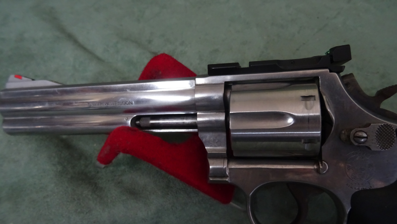 Smith & Wesson 686-4, LPA Sight, .357Mag – Bild 6