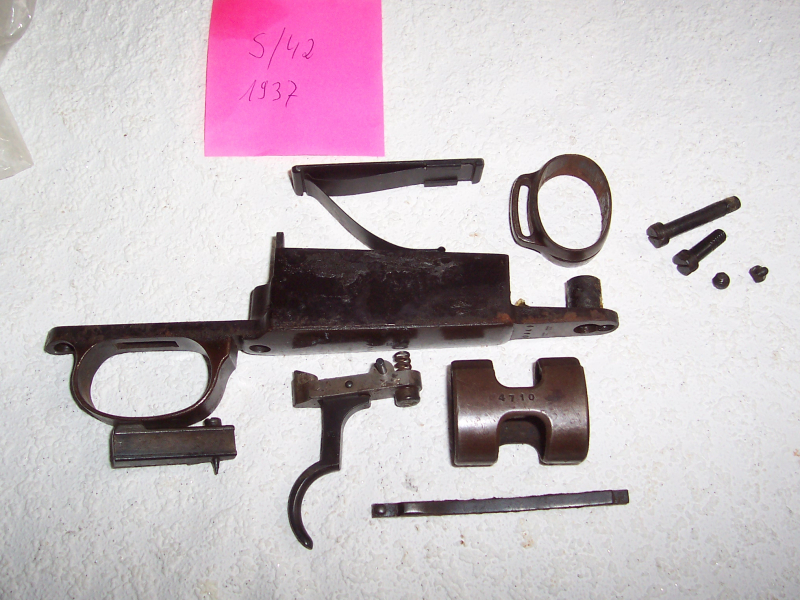 Magazinkasten,Abzug,Halteringe,Schrauben usw,mitWaa für 98K-von einem S42 – Bild 1