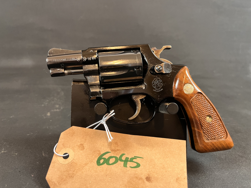 Smith & Wesson Mod. 37 – slika 1