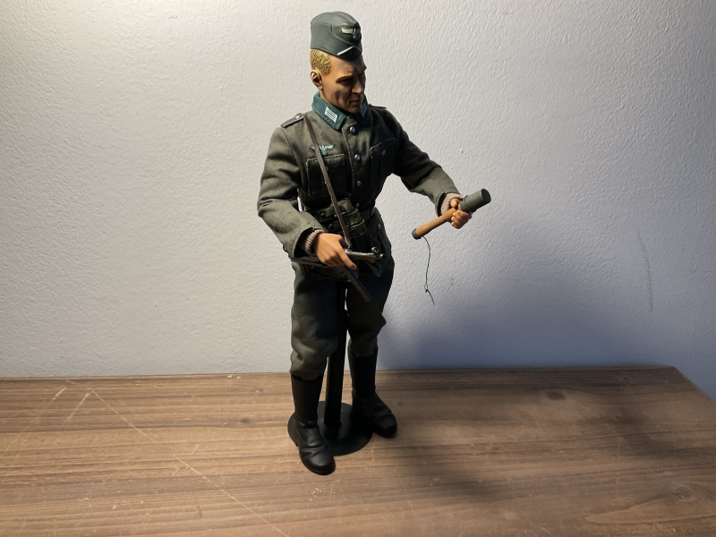 Landser 1/6 top , MP40 , Stiehlhandgranate …Wehrmacht … – Bild 2