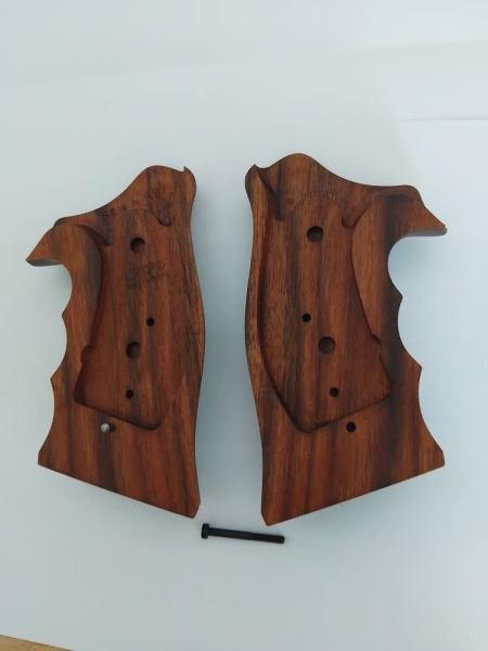 Nill Griff für Revolver S&W 44mag N-Rahmen round butt – Bild 3