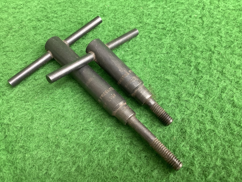 2 Stück Knebelschrauben "Mauser long" und "Mauser short" von Forster für System 98 – Bild 2