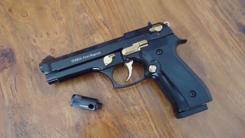 Pistole (der Beretta F92 nachempfunden) in Kaliber: 9mm P. A. Knall inkl. Zubehör – Bild 2