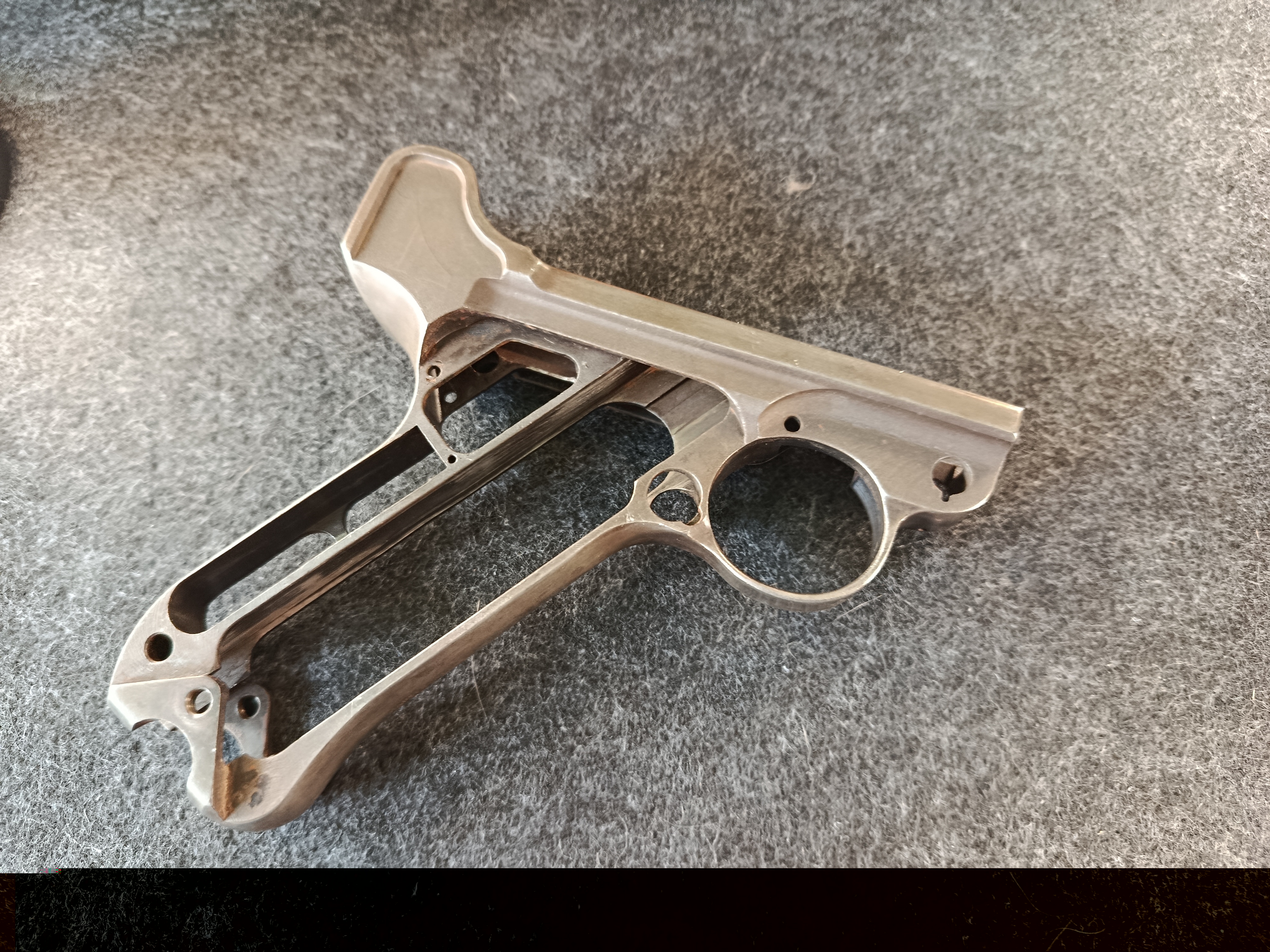 P08 ziviles Griffstück MAUSER ohne SN – afbeelding 1