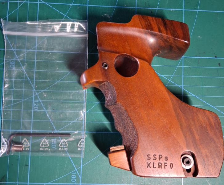 Formgriff von Rink für Walther Sportpistole SSP – Bild 2