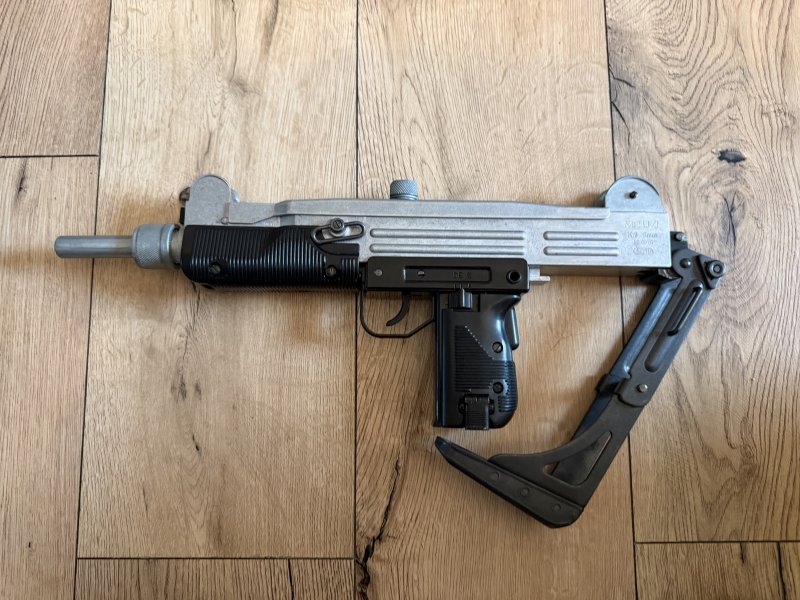 UZI Schreckschuss Nachbau – Bild 1