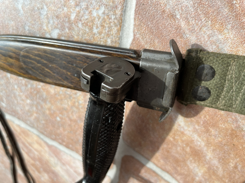 US M7 Bajonett Bayonet Colt od Solingen mit Scheide M8A1 Holz Stanag Nato M16A1 M4A1 AR15 Eickhorn – Bild 4
