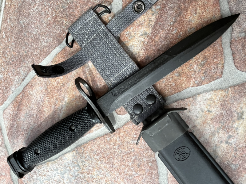Colt US M7 Bajonett Bayonet mit Scheide M8A1 FN M16A1 M4A1 XM177 AR15 Stanag Nato – Bild 2
