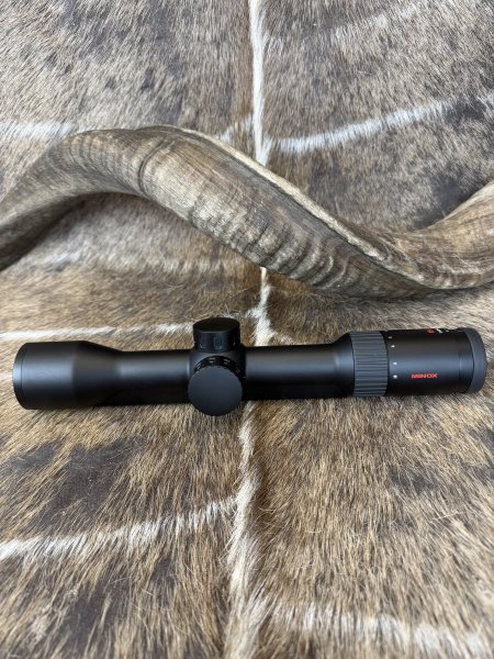 Zielfernrohr Minox RS-6 1.6-10x42 Schiene NEU von WAFFEN FLÜHR ANSBACH – Bild 2