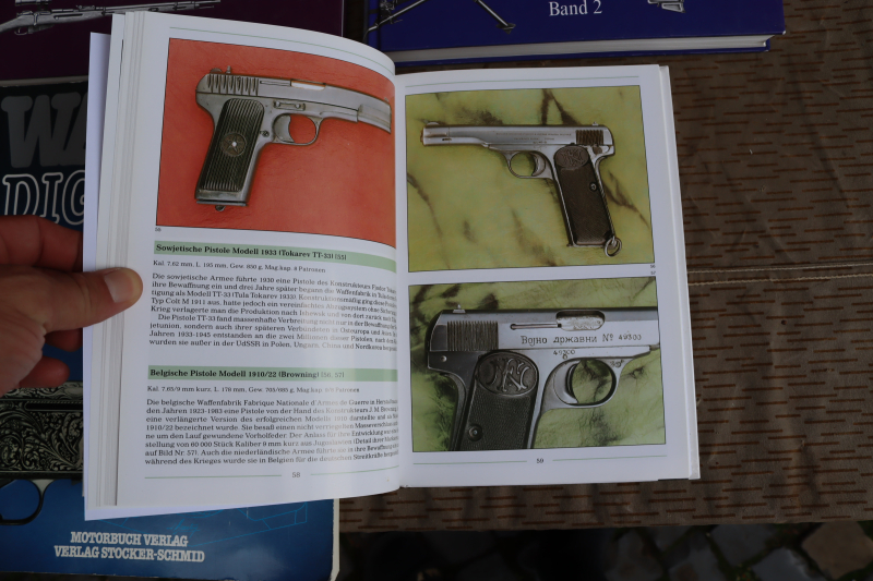 4x Waffenbücher Konvolut Infanteriewaffen 1. + 2. Weltkrieg Waffen Digest – Bild 2