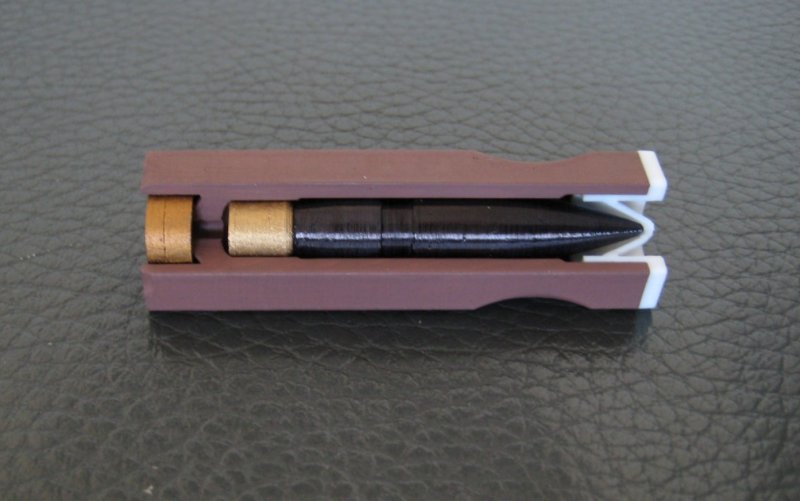 Schnittmodell Patrone 4.73x33 Hülsenlos DM11 – pilt 1