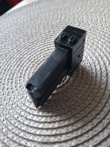 Magazin für Erma EGM1, Kaliber 22lr. – Bild 3