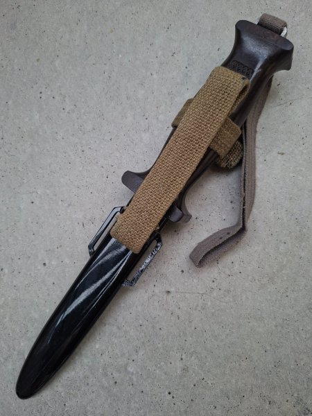 NVA KM66, 500 V, 2. Modell, Nr. 5201, Top Zustand, DDR Kampfmesser Bajonett, Solingen, SG84/98 – Bild 2