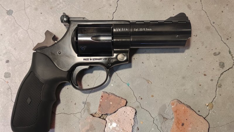 ME Bull Barrel 4" LEP Revolver 5,5mm - F-Zeichen - XXL Zubehör: Pufferpatronen, Schnelllader, Koffer – Bild 6