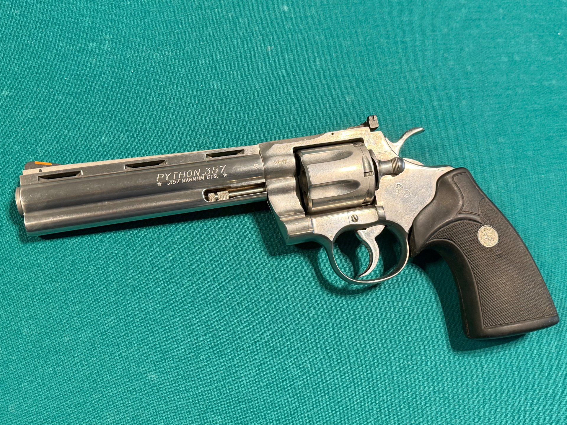 Colt Python 6 Zoll Revolver in Stainless Kal. .357 Mag. – Bild 2