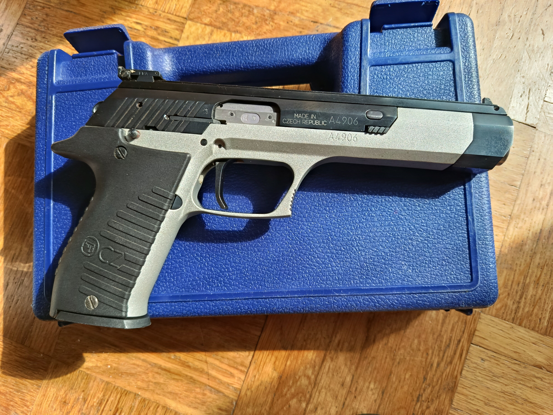 CZ 122 SPORT mit die präziseste Sportpistole – Bild 2