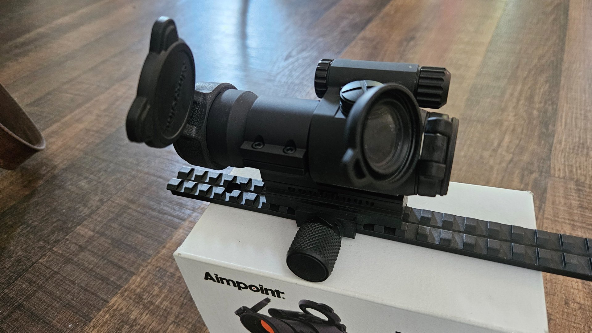 Aimpoint Magnifier 3x inkl. Flip-Mount – 6. kép