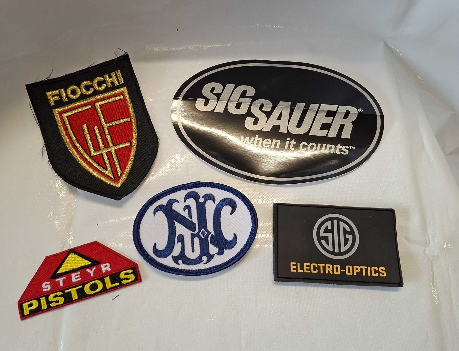 Konvolut Aufkleber, Aufnäher, Patches – Bild 1