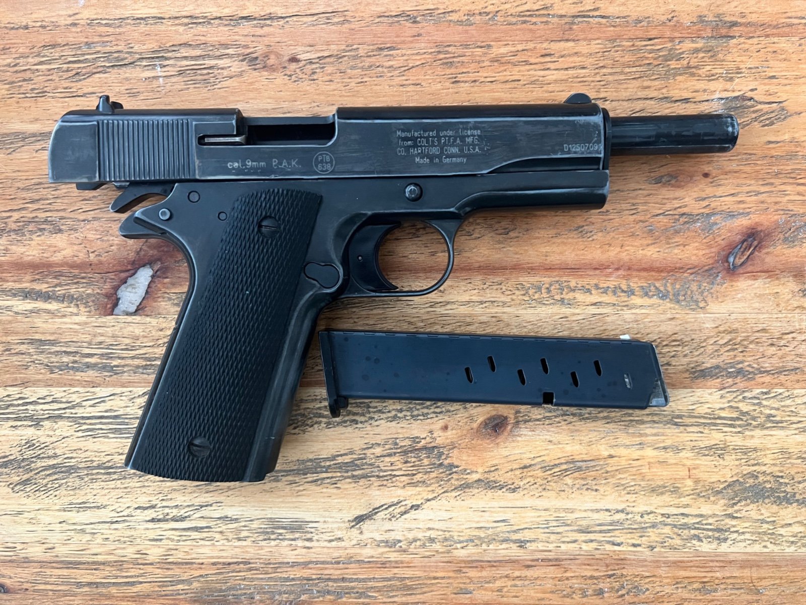 Colt 1911 A1 9 mm P.A.K. PTB 638 mit Waffenkoffer - gebraucht – Bild 3
