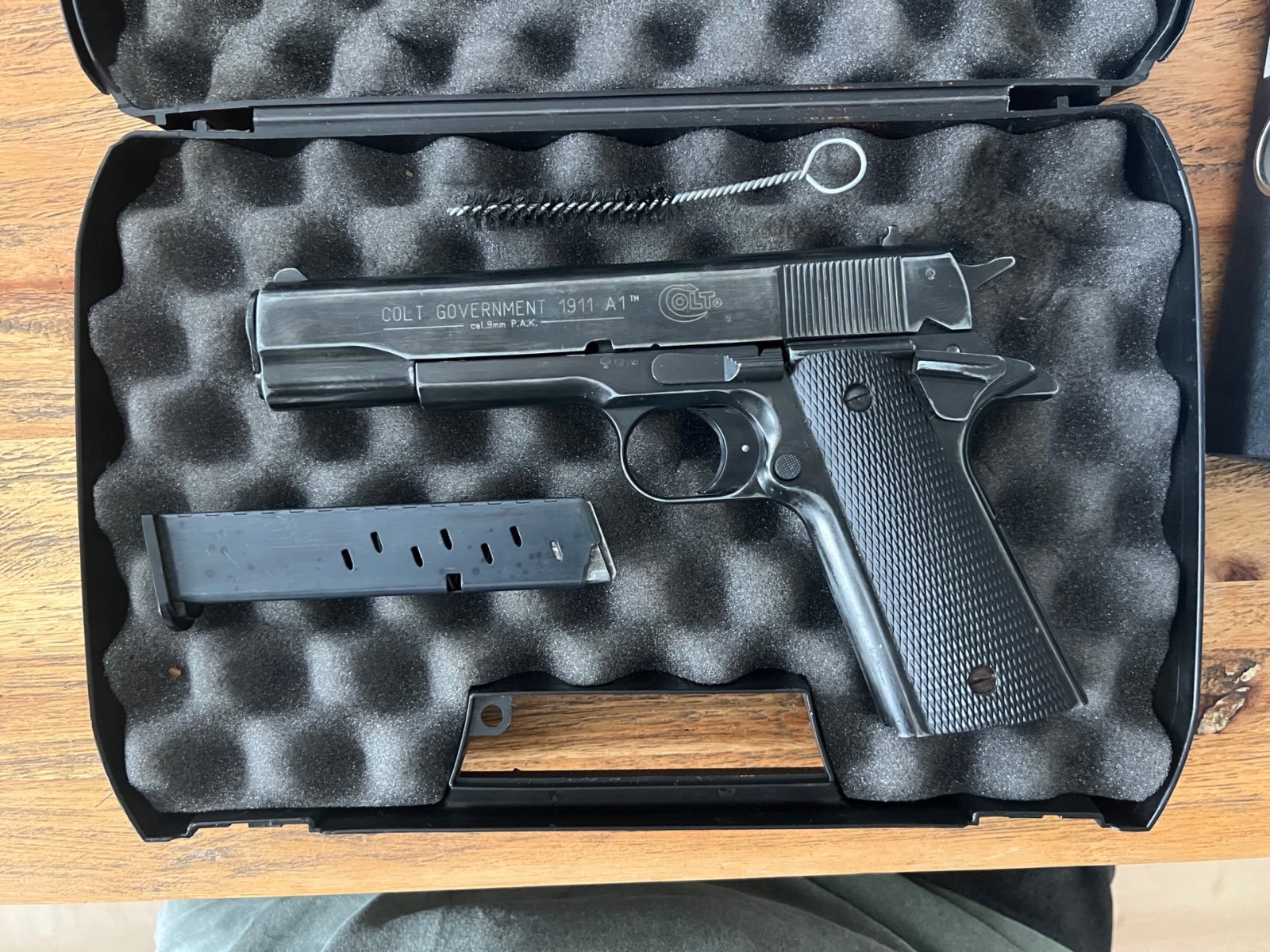 Colt 1911 A1 9 mm P.A.K. PTB 638 mit Waffenkoffer - gebraucht – Bild 2