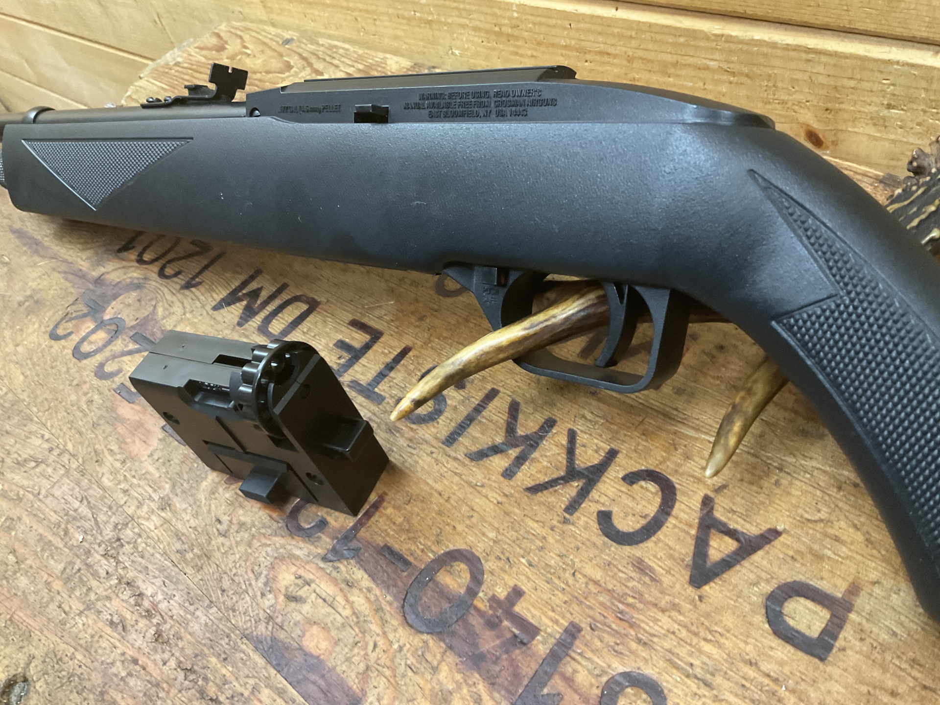 LG CO2 Crosman Mod. 1077, Kal.4,5mm mit Trommelmagazin, top Zustand!!! – Bild 2