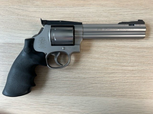 Matchrevolver Smith & Wesson Modell 686-5 Practical Champion im Kaliber .357 Magnum, DAO – Bild 2