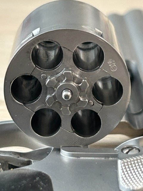 Matchrevolver Smith & Wesson Modell 686-5 Practical Champion im Kaliber .357 Magnum, DAO – Bild 3