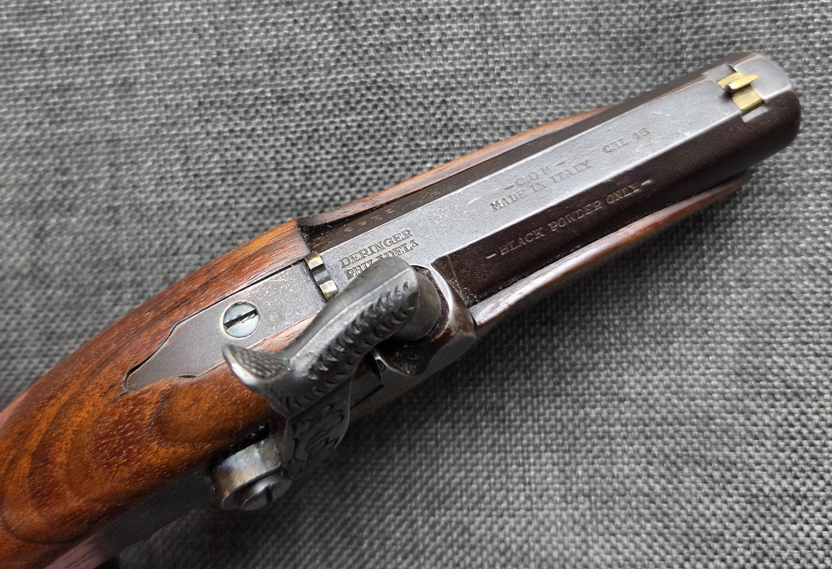 Derringer Philadelphia COM Kal.45 – Bild 3