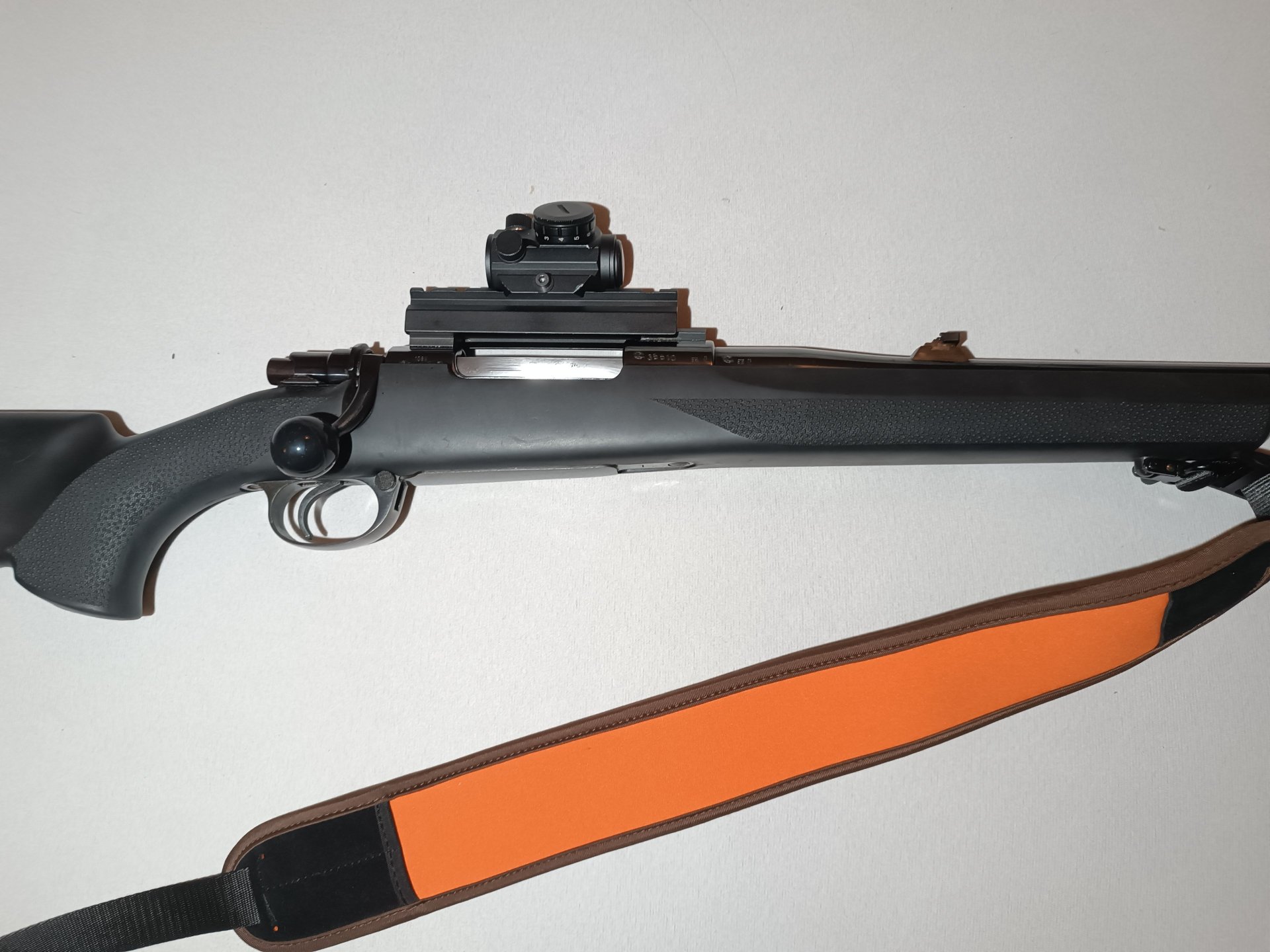 ZASTAVA M98 98er 30.06 Repetierbüchse für Drückjagd Hogue Schaft Rotpunktvisier Montage Flintenabzug – Bild 2