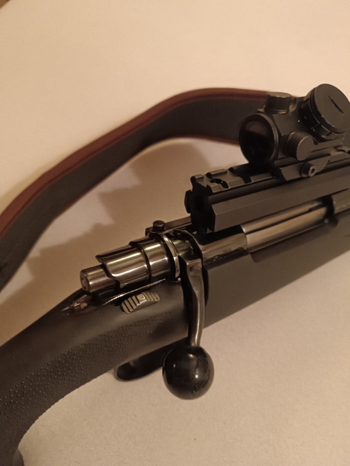 ZASTAVA M98 98er 30.06 Repetierbüchse für Drückjagd Hogue Schaft Rotpunktvisier Montage Flintenabzug – Bild 5