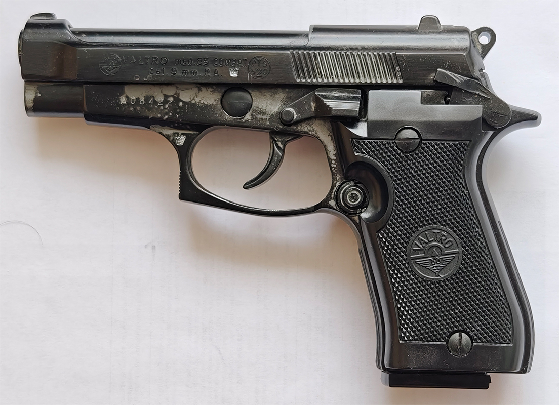 VALTRO Mod.85 Combat Schreckschuß Pistole Kal.9 mm P.A. PTB 520 wenig geschossen in OVP – Bild 1