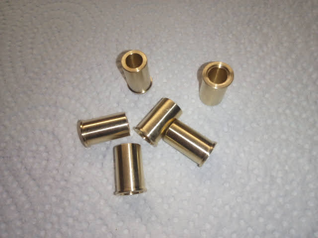 Biete 5 REDUZIERHÜLSEN Kaliber 45 AUF 9mm/380 knall.vollmessing – Bild 1