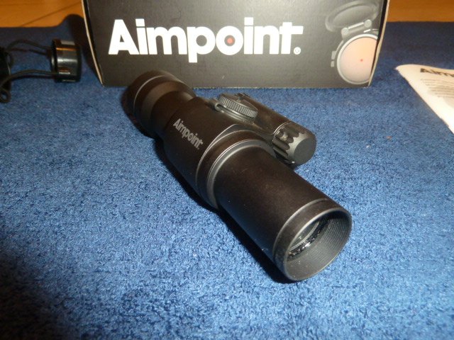 Aimpoint Leuchtpunktvisier 9000 SC, Punktgröße 2 MOA – Bild 1