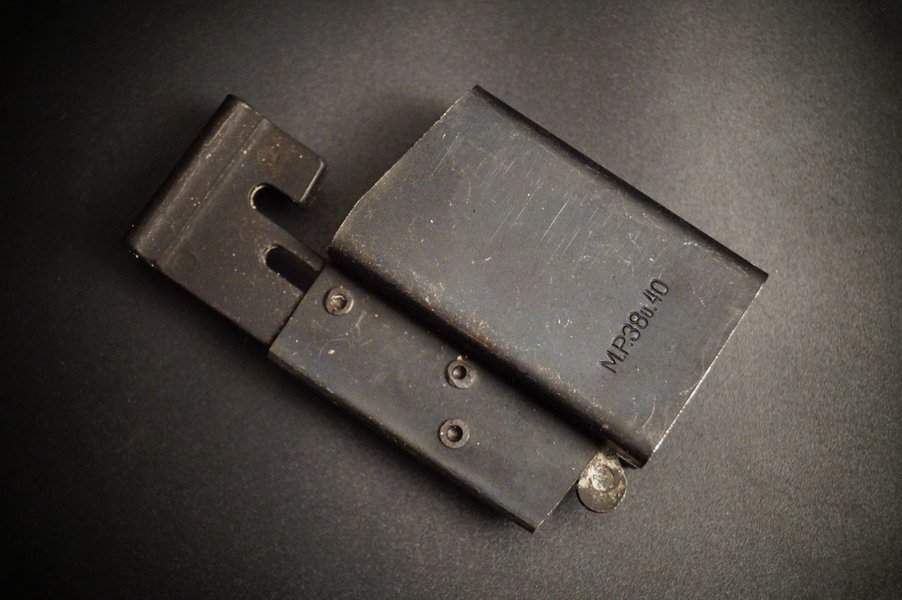 Magazinlader MP38 / MP40 – Wehrmacht 2. WK – Herstellercode kur 42 (Steyr Graz) – Bild 1