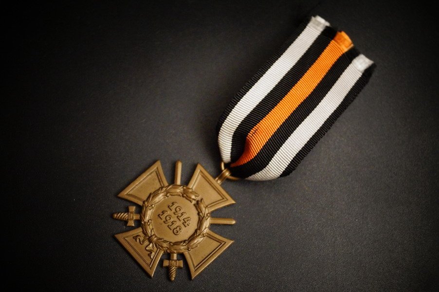 Frontkämpfer Ehrenkreuz, 1WK, Bronze mit Band – Bild 2