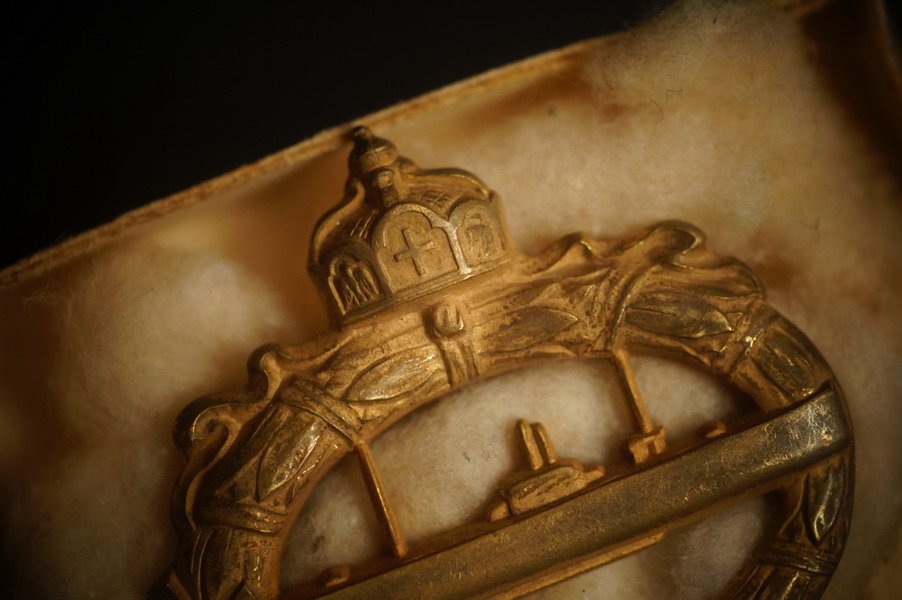 U-Boot Kriegsabzeichen 1916, Kaiserliche Marine, Walter Schot fec., Mit Etui, Buntmetall – Bild 2
