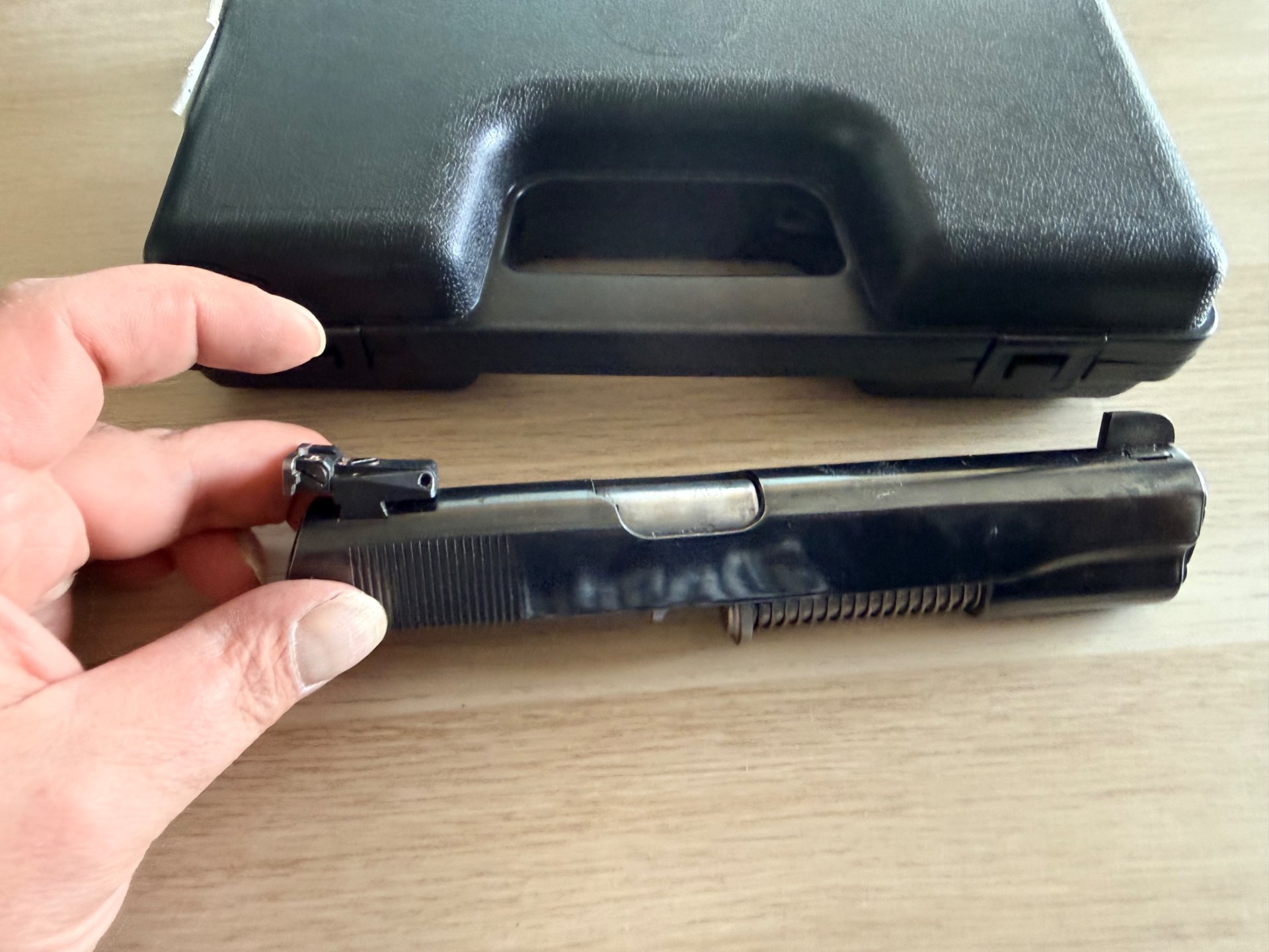 Colt 1911 – Bild 2