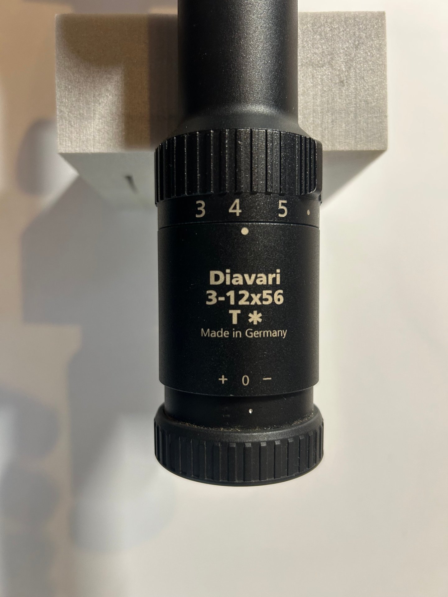 Zeiss Diavari 3–12x56 T Leuchtpunkt + Präzise Jagen Adapter – Bild 1