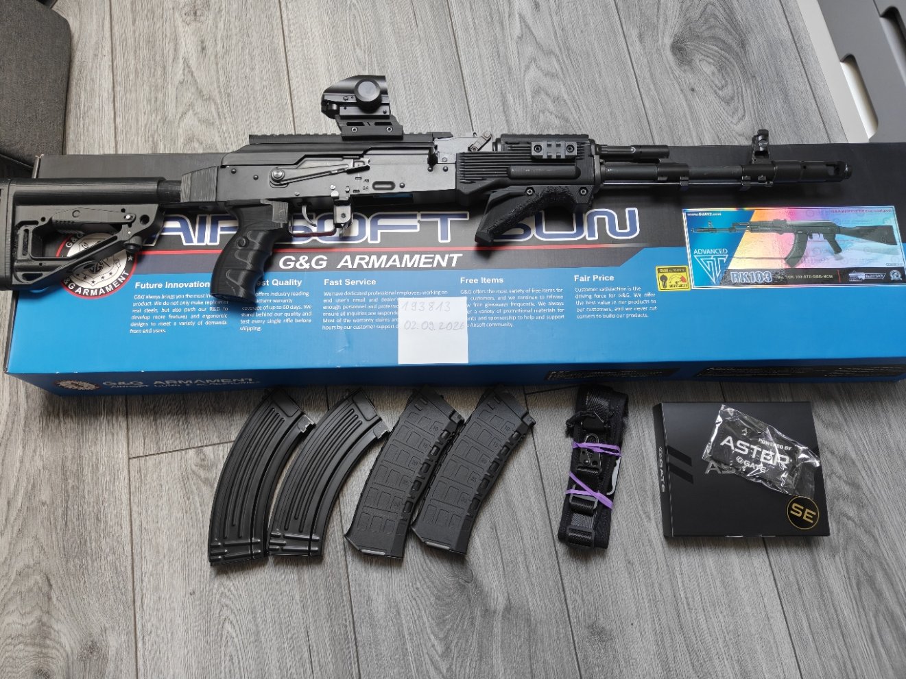 G&G RK103 S-AEG – GATE ASTER V3 SE – Zubehör, 4 Magazine & Koffer – Bild 1