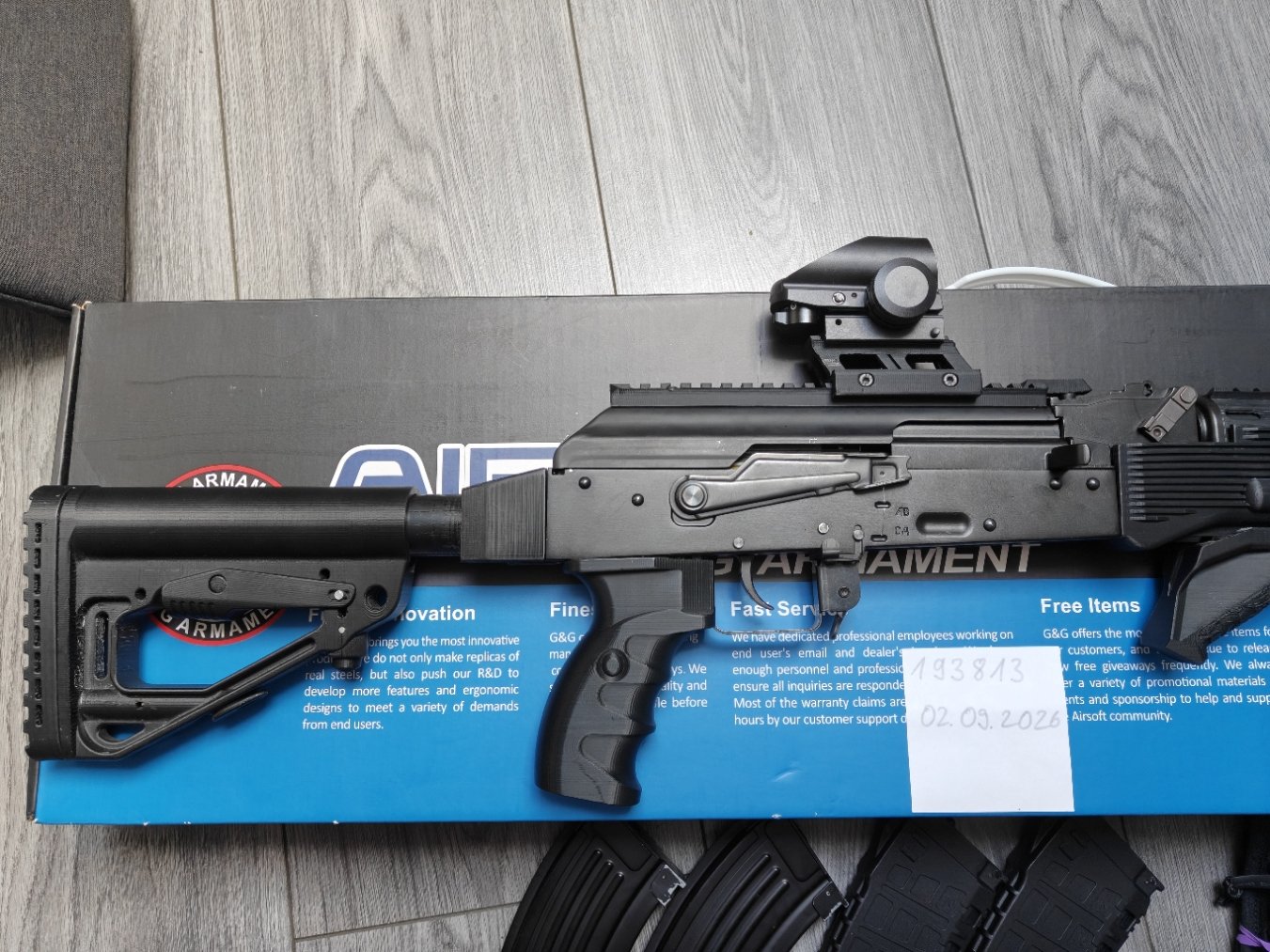 G&G RK103 S-AEG – GATE ASTER V3 SE – Zubehör, 4 Magazine & Koffer – Bild 3